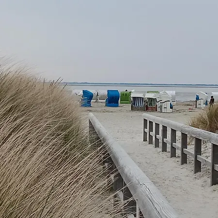 Holiday home Ferienhaus Mit Eingezaeuntem Garten Nahe Greetsiel Und Nordsee Krummhoern